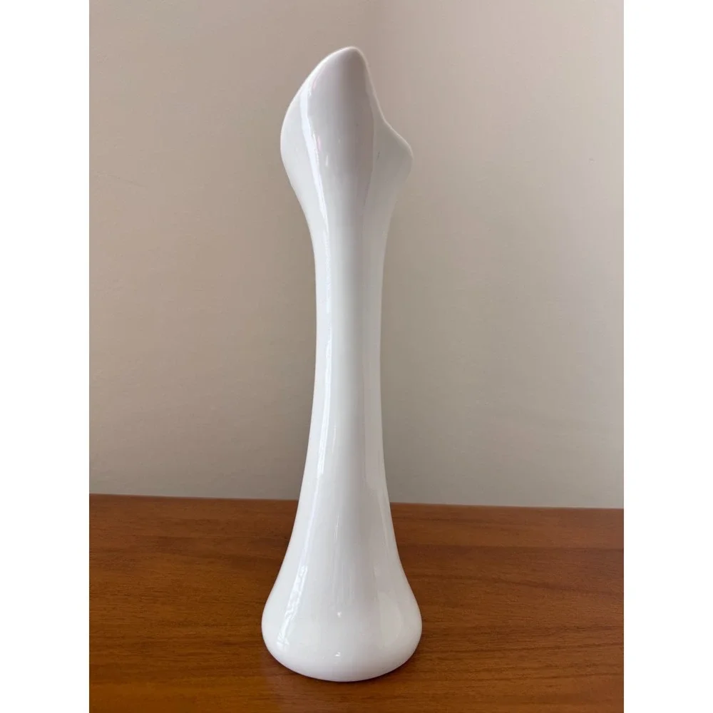 Vintage Gerold Porzellan Bavaria West Germany White‎ Porcelain Vase Gold Accent
